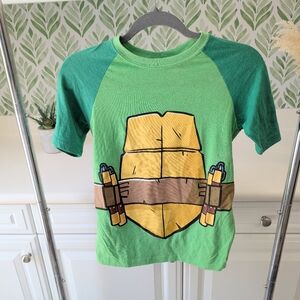 ⭐Boy's Nickelodeon Green Ninja Turtle Graphic T-Shirt Large⭐